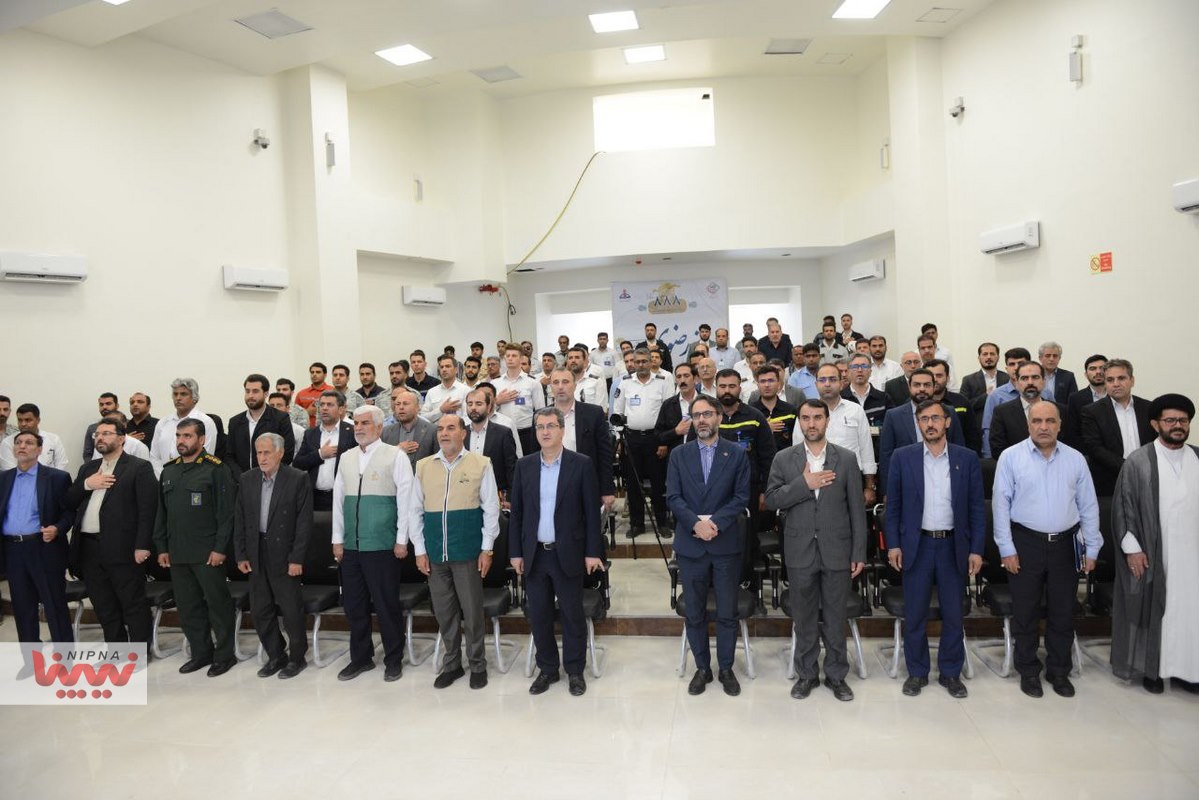 آیین ارسال بسته های کمک معیشتی پتروشیمی بوشهر برای سیل زدگان استان سیستان و بلوچستان و مناطق کم برخوردار استان بوشهر 12