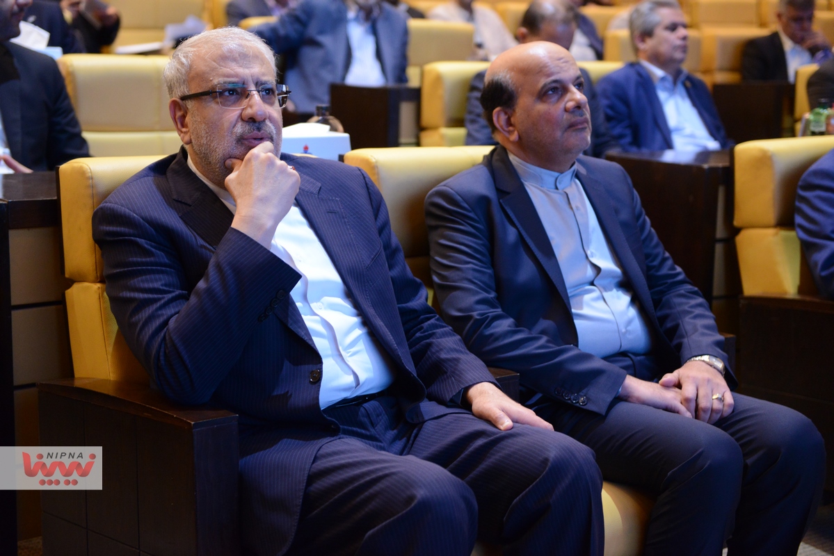 امضای تفاهم‌نامه‌های مطالعات طرح‌های توسعه 16 میدان گازی با هلدینگ‌ها، شرکت‌های پتروشیمی و شرکت‌های اکتشاف و تولید ایرانی 30