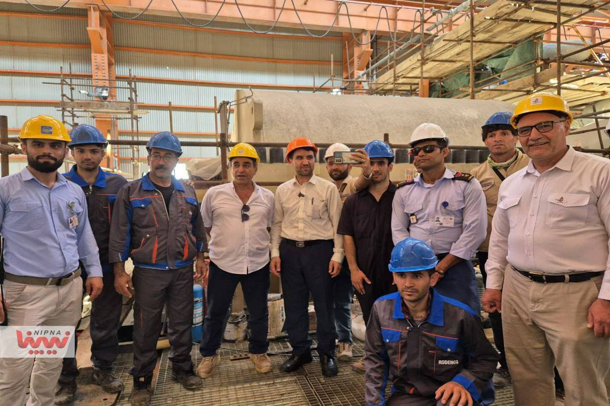 بازدید معاون وزیر نفت و مدیرعامل شرکت ملی صنایع پتروشیمی از طرح های پتروپالایش کنگان 14