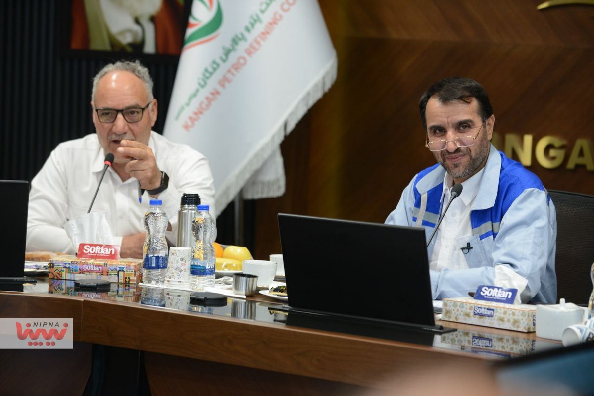نشست معاون وزیر نفت و مدیرعامل شرکت ملی صنایع پتروشیمی با مدیران عامل شرکت های انتخاب کنگان، پیشگامان سیراف انرژی، ویستا انرژی ارغوان و سپهر کنگان 15