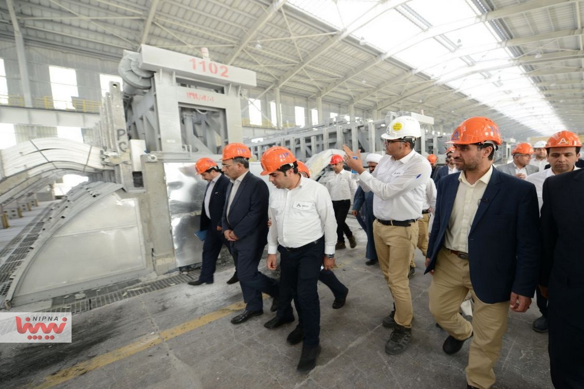 بازدید معاون وزیر نفت و مدیرعامل شرکت ملی صنایع پتروشیمی از منطقه ویژه اقتصادی لامرد 10