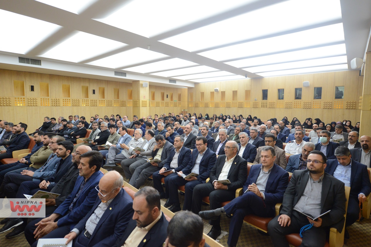 آیین بزرگداشت «شهید جمهور» در شرکت ملی صنایع پتروشیمی 21