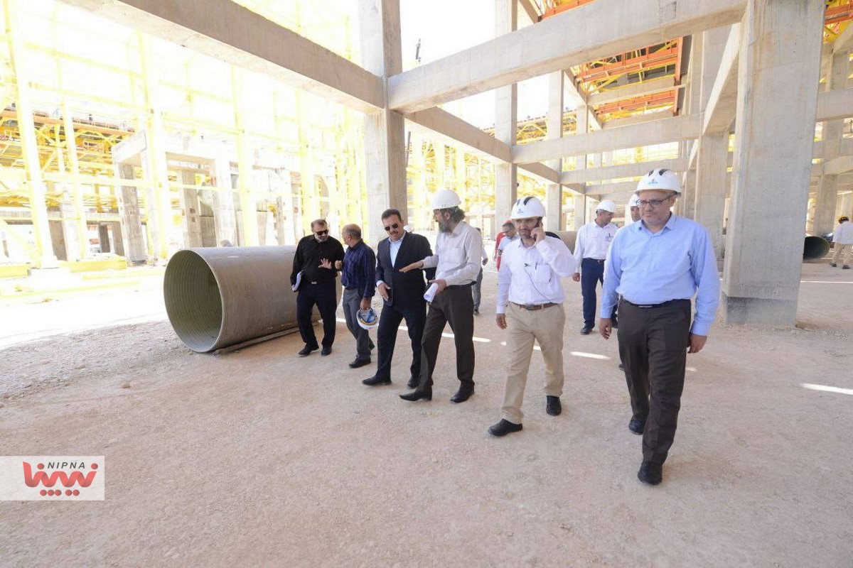 بازدید معاون وزیر نفت و مدیرعامل شرکت ملی صنایع پتروشیمی از روند پیشرفت طرح های پتروشیمی در عسلویه 14