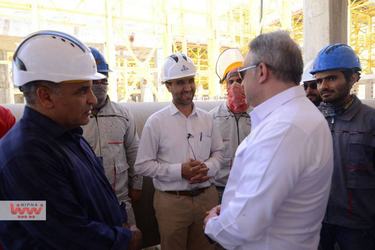 بازدید معاون وزیر نفت و مدیرعامل شرکت ملی صنایع پتروشیمی از روند پیشرفت طرح های پتروشیمی در عسلویه 20