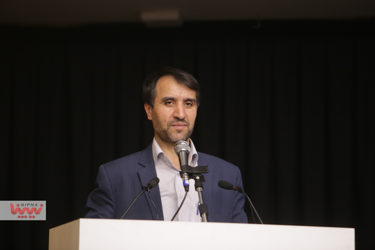 نخستین همایش ملی عرضه اعتباری محصولات پتروشیمی 30