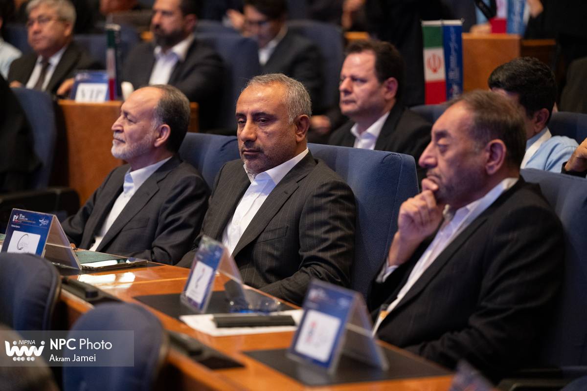 افتتاحیه پانزدهمین همایش بین المللی صنعت پتروشیمی ایران (IPF) 13