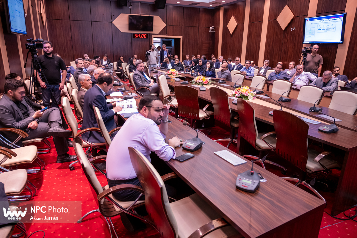 کارگاه آموزشی آینده نگری در صنعت پتروشیمی 6