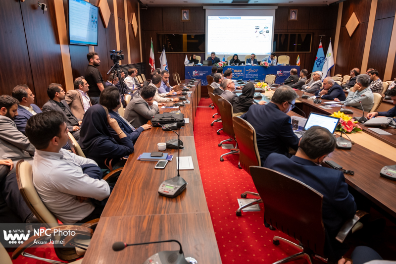 کارگاه آموزشی چشم انداز صنعت متانول (پانزدهمین همایش بین المللی صنعت پتروشیمی ایران (IPF)) 1