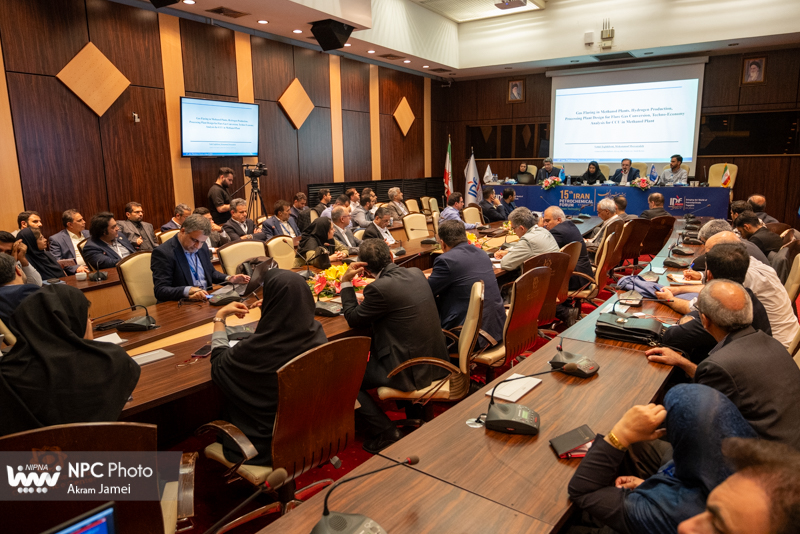 کارگاه آموزشی چشم انداز صنعت متانول (پانزدهمین همایش بین المللی صنعت پتروشیمی ایران (IPF)) 5