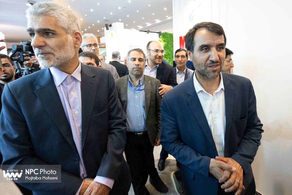افتتاح و بازدید از نمایشگاه جانبی پانزدهمین همایش بین المللی صنعت پتروشیمی ایران (IPF) 10