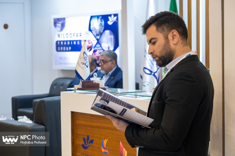 در حاشیه نخستین روز پانزدهمین همایش بین المللی صنعت پتروشیمی ایران IPF 6