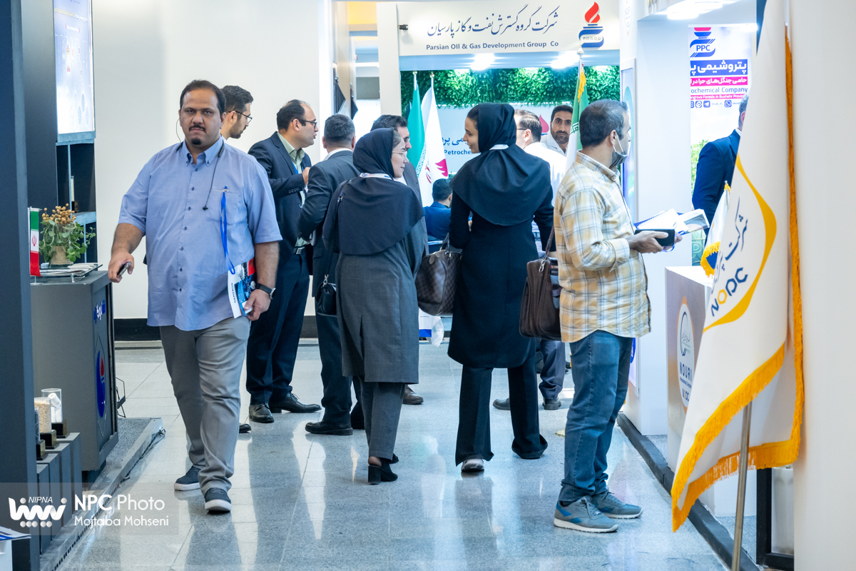 در حاشیه نخستین روز پانزدهمین همایش بین المللی صنعت پتروشیمی ایران IPF 10