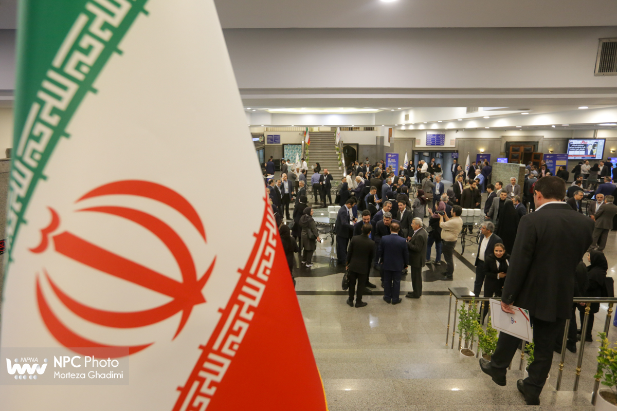 در حاشیه نخستین روز پانزدهمین همایش بین المللی صنعت پتروشیمی ایران IPF 15