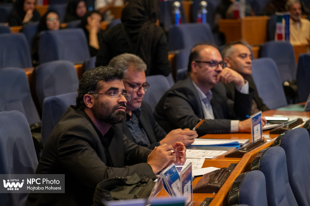 جلسه پروژه های تحقیقاتی و فناوری (پانزدهمین همایش بین المللی صنعت پتروشیمی ایران(IPF)) 5