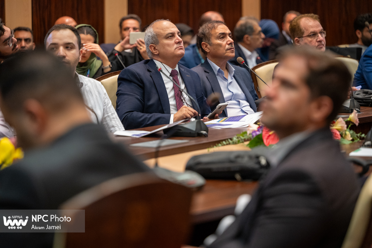 کارگاه آموزشی پروژه های پتروشیمی ایران (پانزدهمین همایش بین المللی صنعت پتروشیمی ایران(IPF)) 6