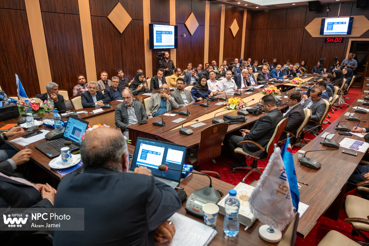 کارگاه آموزشی پروژه های پتروشیمی ایران (پانزدهمین همایش بین المللی صنعت پتروشیمی ایران(IPF)) 7