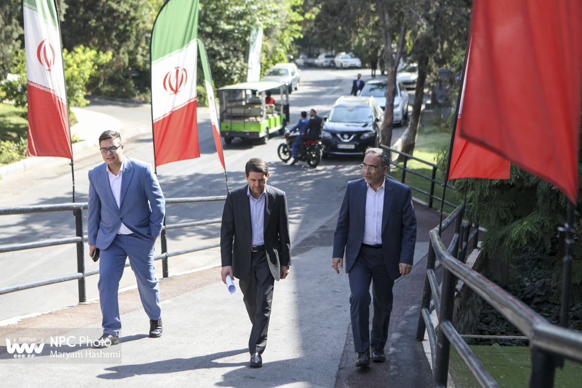 آیین رسمی گشایش هفدهمین نمایشگاه بین‌المللی ایران‌پلاست (1) 54