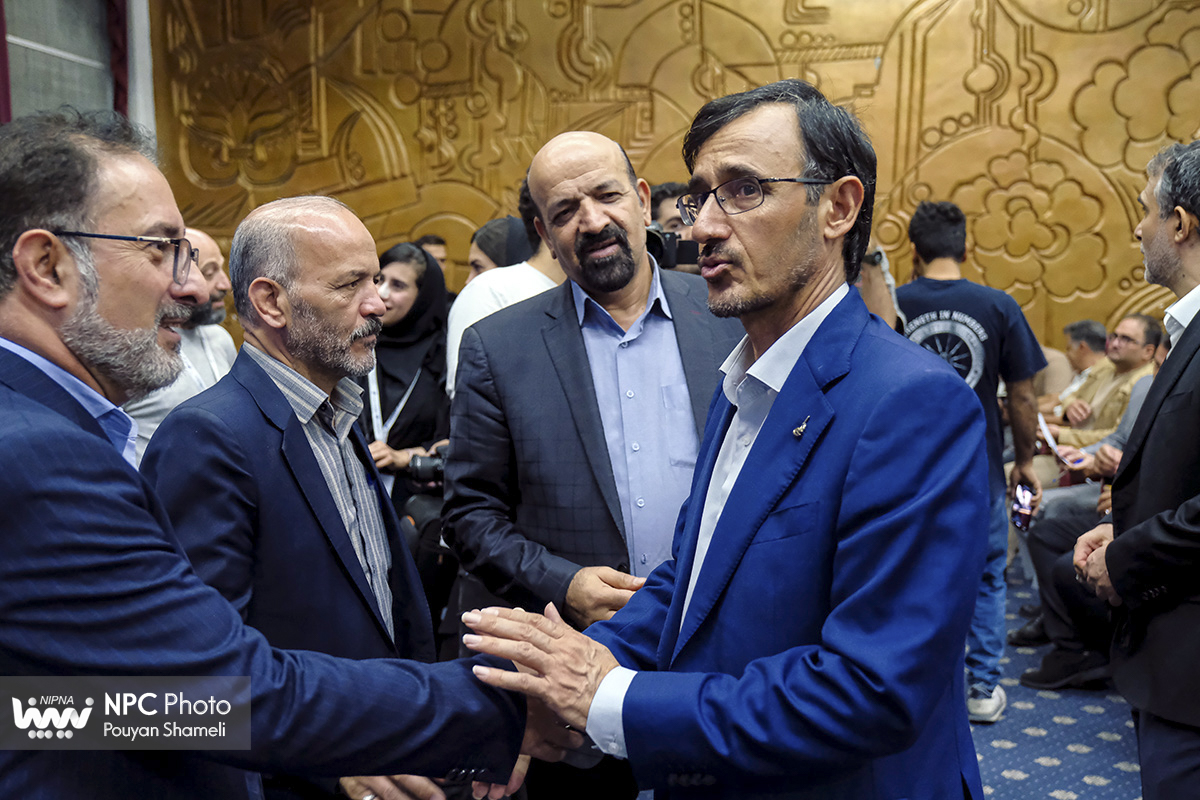 آیین رسمی گشایش هفدهمین نمایشگاه بین‌المللی ایران‌پلاست (2) 34