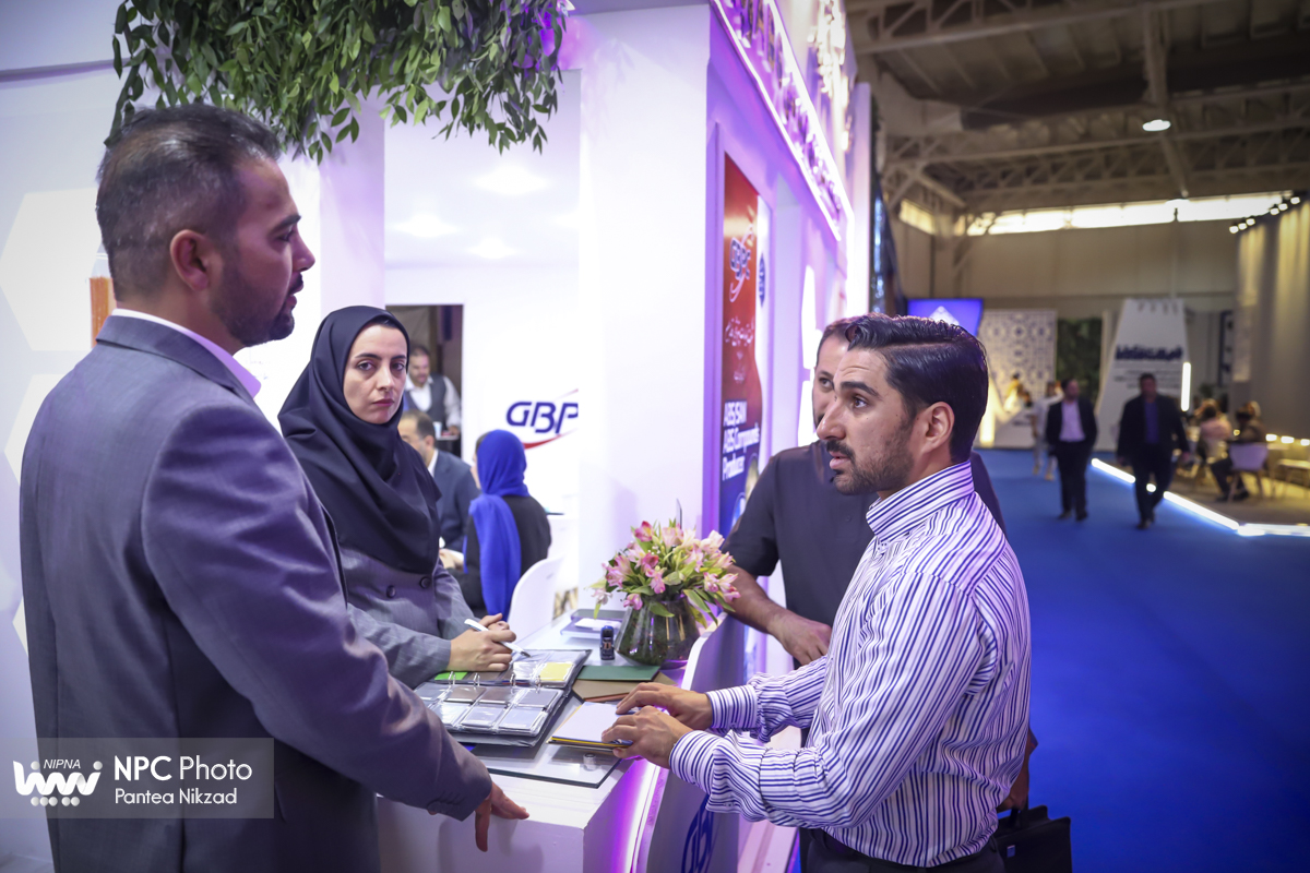 سالن 8 و 9 در اولین روز از هجدهمین نمایشگاه بین المللی ایران پلاست 35