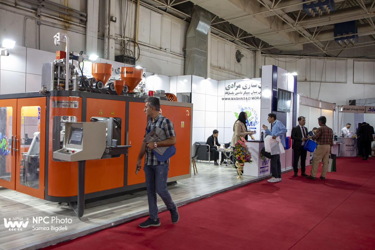 سالن 38 در اولین روز از هجدهمین نمایشگاه بین المللی ایران پلاست 18