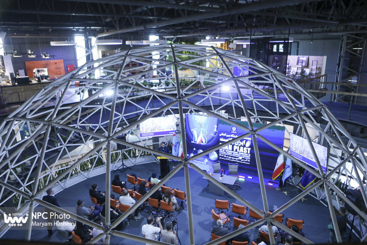 کارگاه آموزشی نقش صنعت پتروشیمی در توسعه پایدار 9