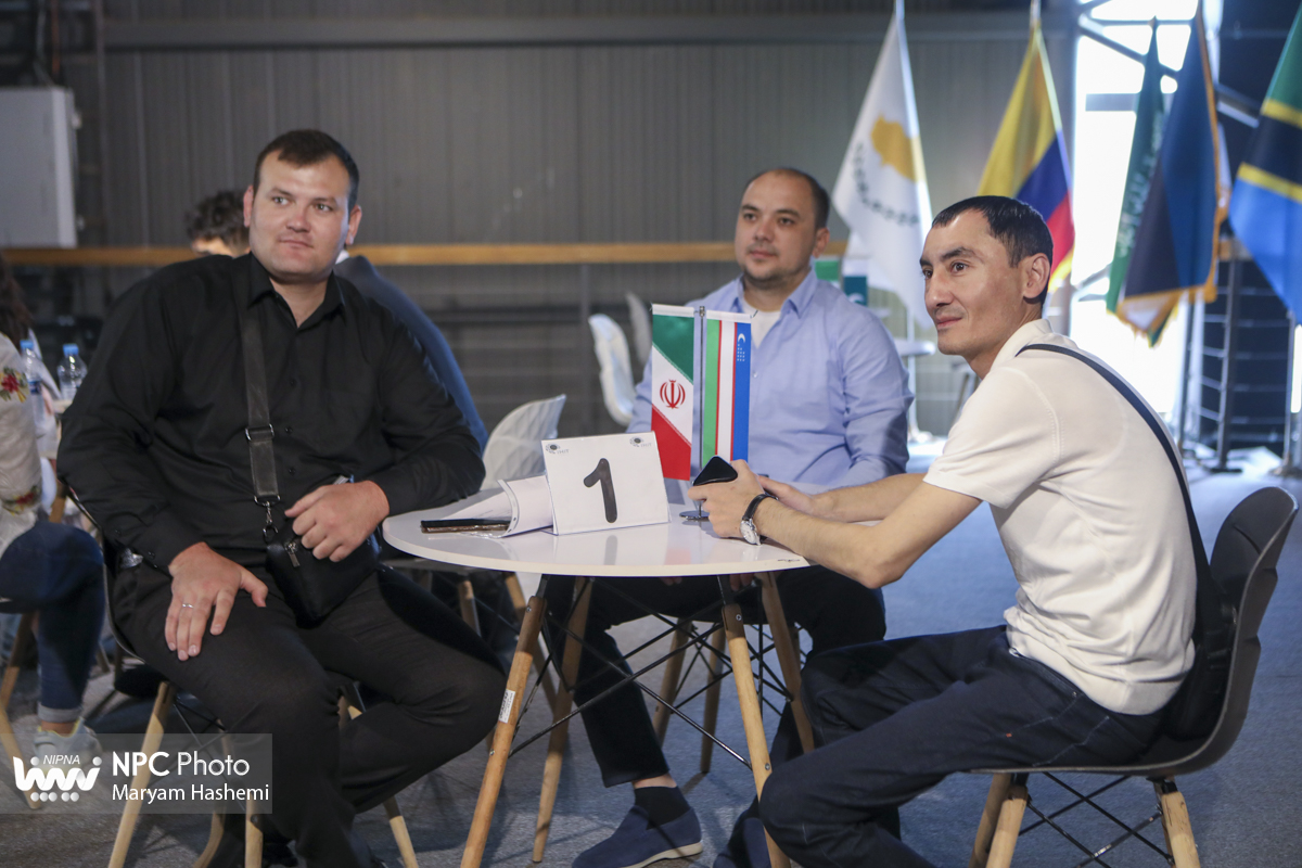 جلسات B2B در حاشیه دومین روز از هجدهمین نمایشگاه بین‌المللی ایران‌پلاست 12