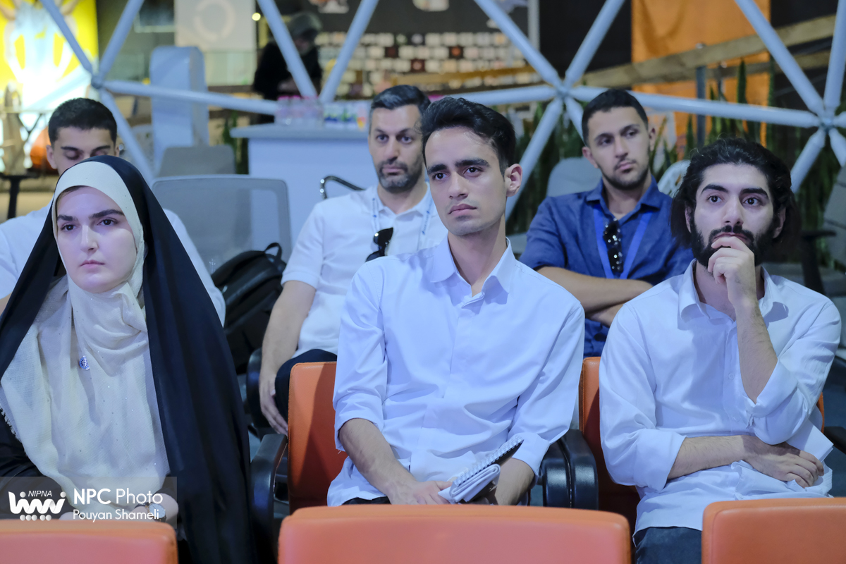 برگزاری کارگاه آموزشی نقش آفرینی منابع منابع انسانی در راستای بهره وری سازمان  10