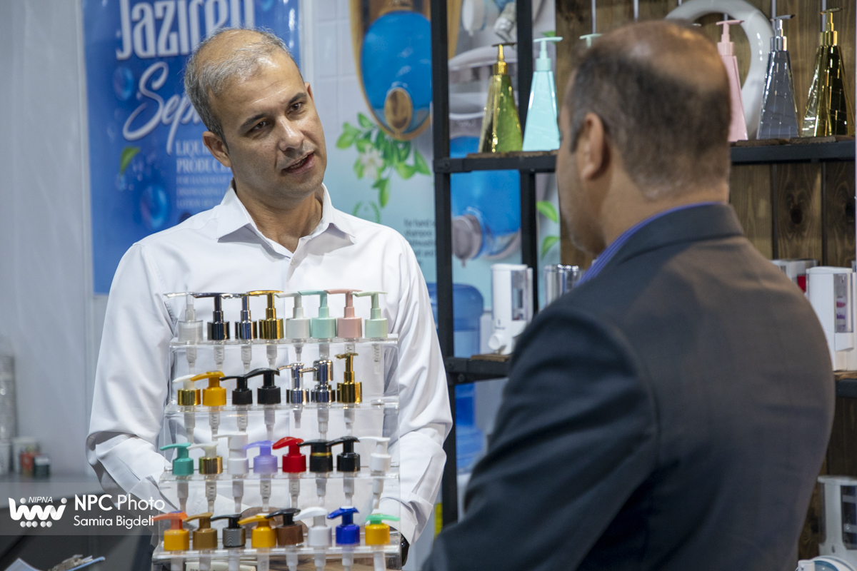 سالن 11 و 10 در دومین روز از هجدهمین نمایشگاه بین المللی ایران پلاست 12