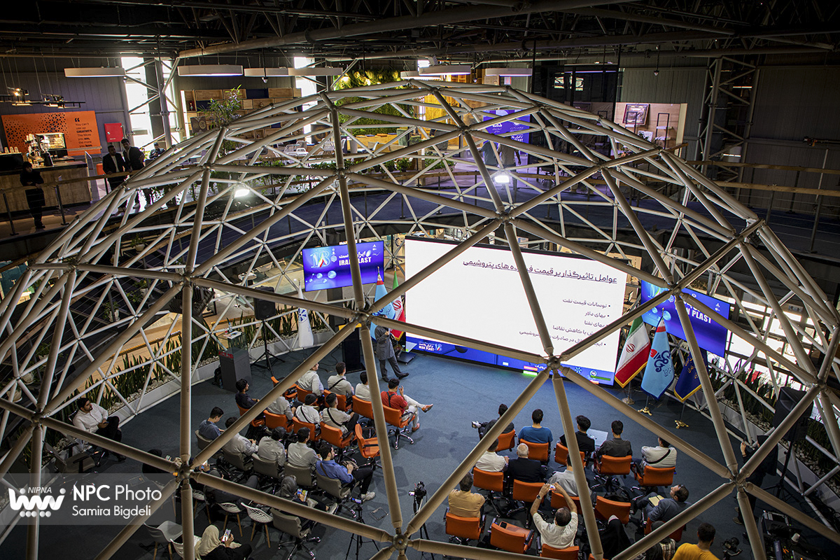 برگزاری کارگاه آموزشی بررسی تحولات آتی صنعت پتروشیمی و فرصت های سرمایه گذاری در بازار سرمایه  6