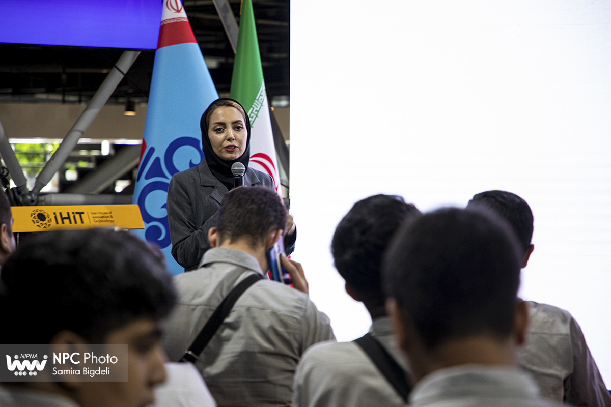 برگزاری کارگاه آموزشی بررسی تحولات آتی صنعت پتروشیمی و فرصت های سرمایه گذاری در بازار سرمایه  11