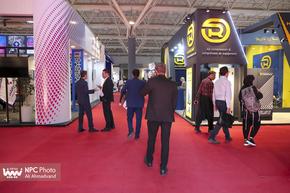 سالن 27 در سومین روز از هجدهمین نمایشگاه بین المللی ایران پلاست 2