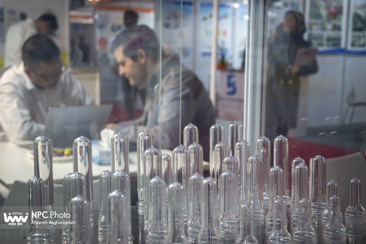 سالن 35 در سومین روز از هجدهمین نمایشگاه بین المللی ایران پلاست 16