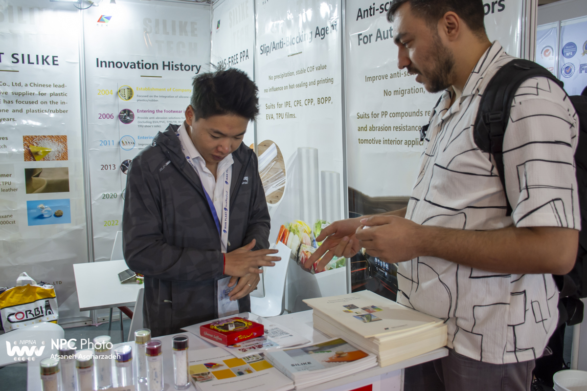 سالن 35 در سومین روز از هجدهمین نمایشگاه بین المللی ایران پلاست 18