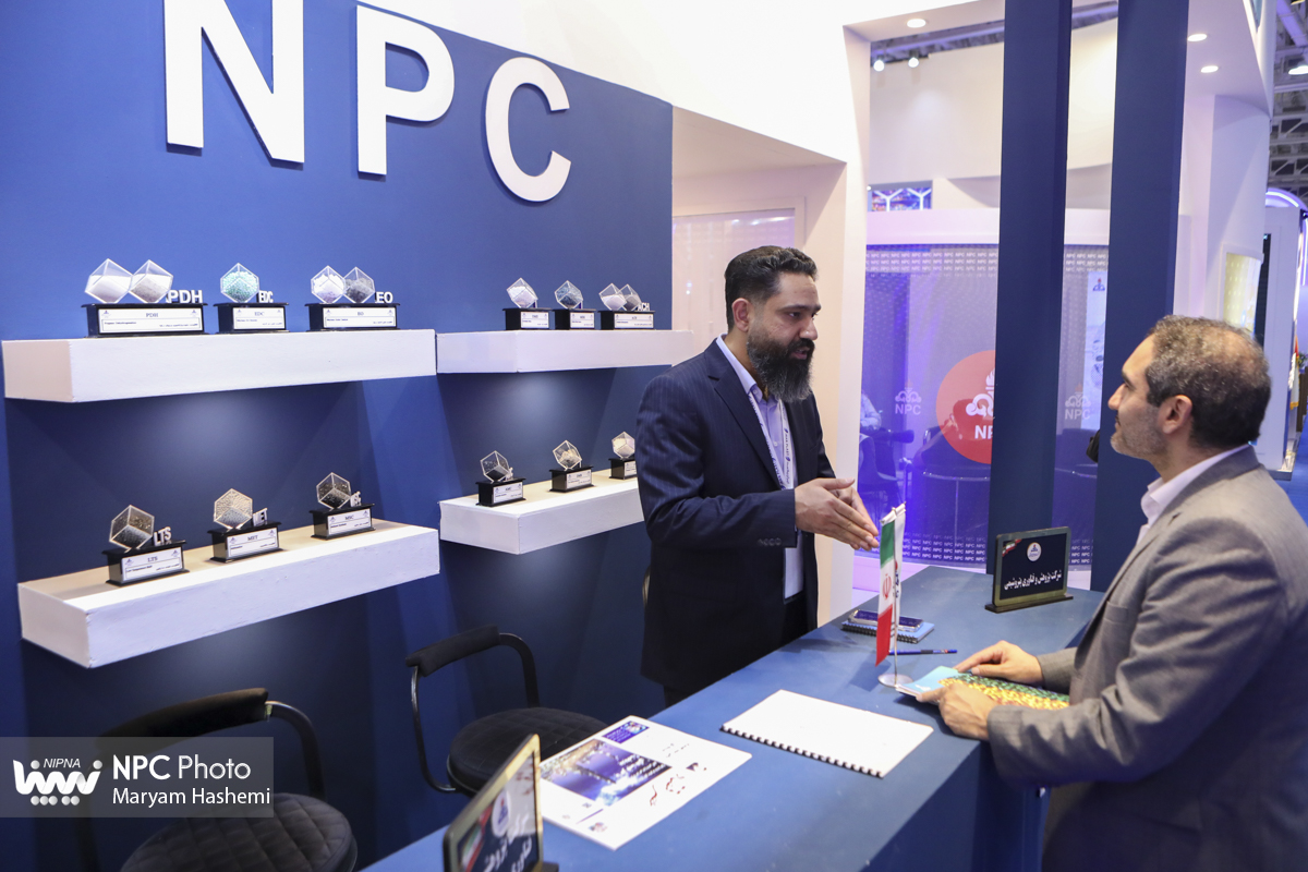 غرفه شرکت ملی صنایع پتروشیمی در سومین روز از هجدهمین نمایشگاه بین‌المللی ایران‌پلاست 46