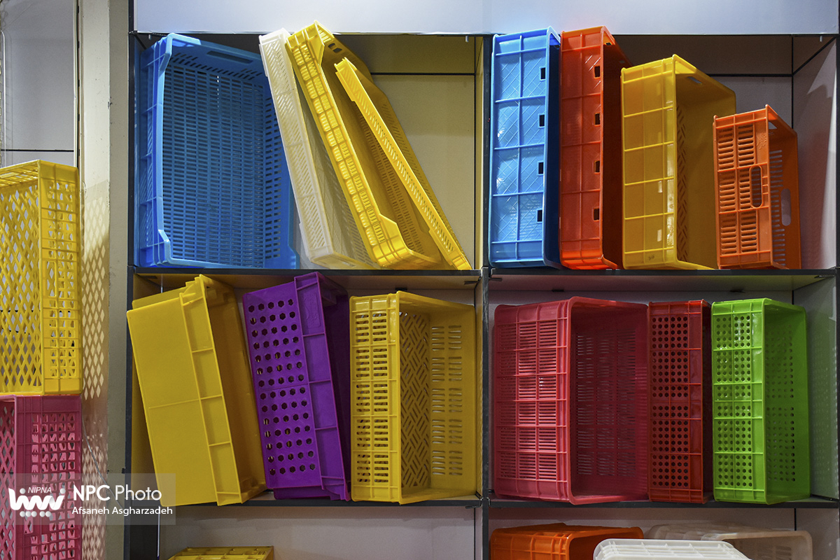 سالن 38B در سومین روز از هجدهمین نمایشگاه بین المللی ایران پلاست 48