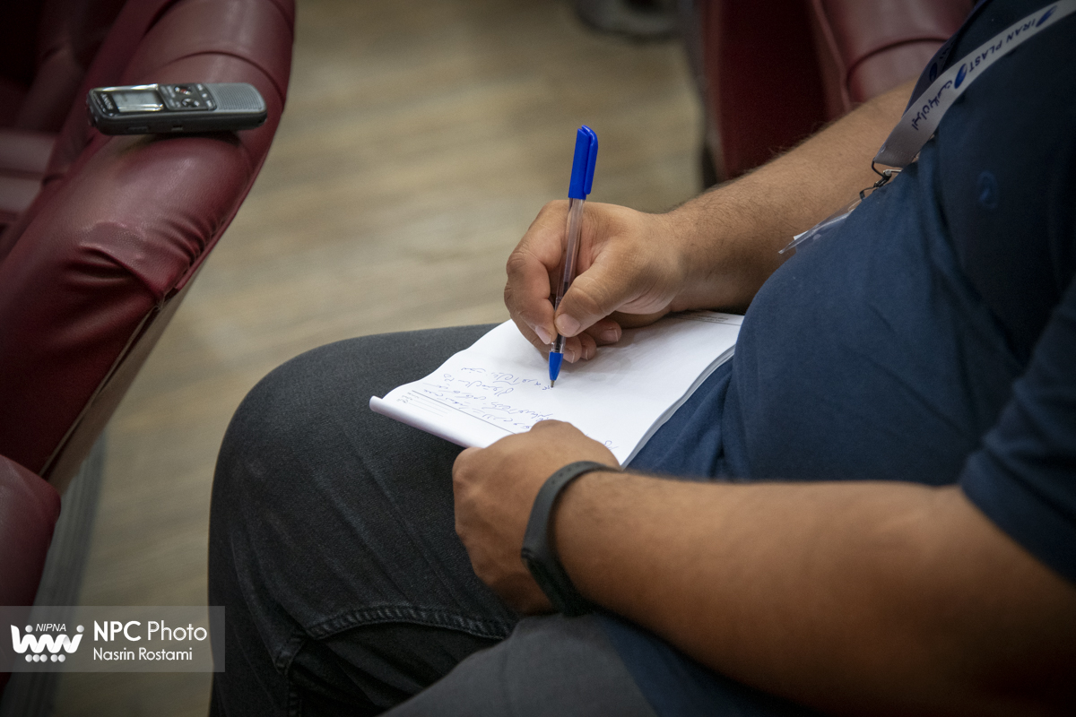 برگزاری کارگاه آموزشی توسعه کسب و کار شرکت های دانش بنیان در زنجیره ارزش صنعت پتروشیمی 7