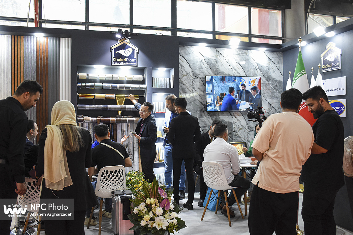 سالن میلاد (31) در آخرین روز از هجدهمین نمایشگاه بین المللی ایران پلاست 33