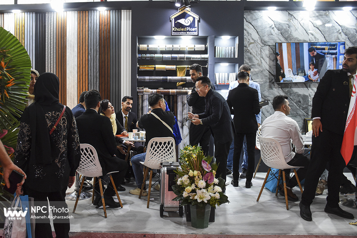 سالن میلاد (31) در آخرین روز از هجدهمین نمایشگاه بین المللی ایران پلاست 34