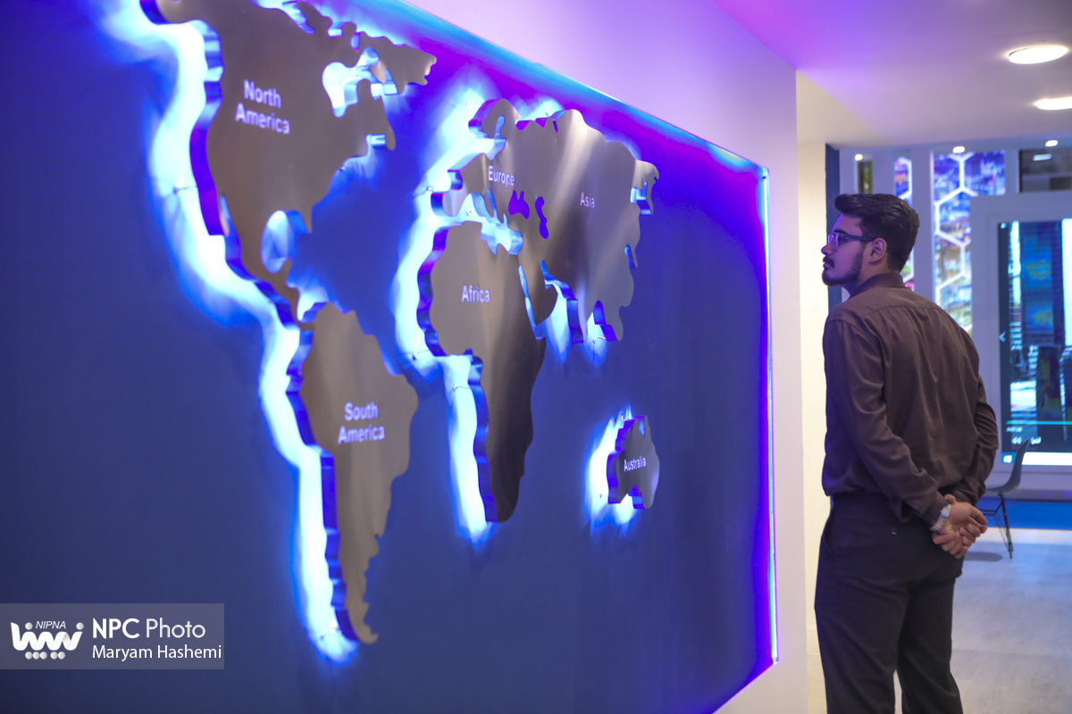 غرفه شرکت ملی صنایع پتروشیمی در روز پایانی از هجدهمین نمایشگاه بین‌المللی ایران‌پلاست 10