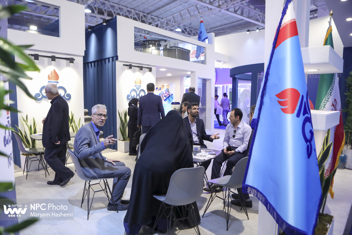 غرفه شرکت ملی صنایع پتروشیمی در روز پایانی از هجدهمین نمایشگاه بین‌المللی ایران‌پلاست 11