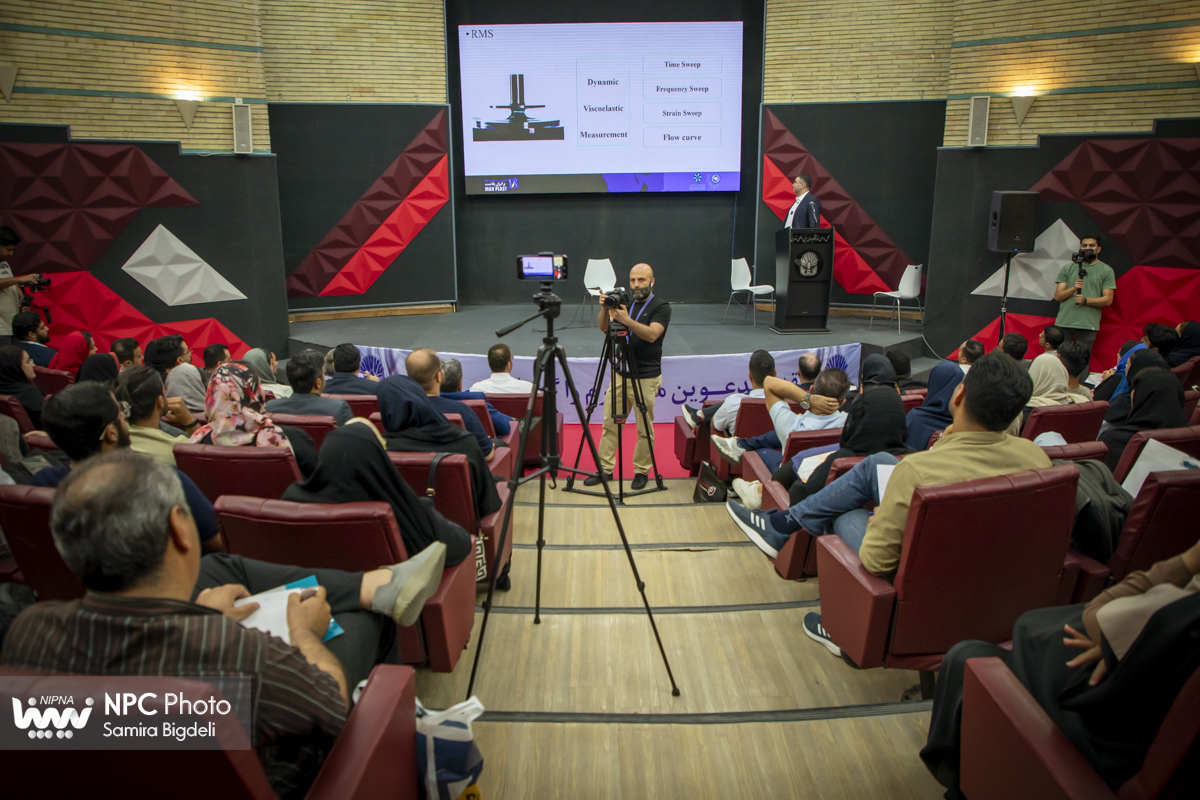 برگزاری کارگاه آموزشی بررسی تست خواص فیزیکی و مکانیکی پلیمرها 4