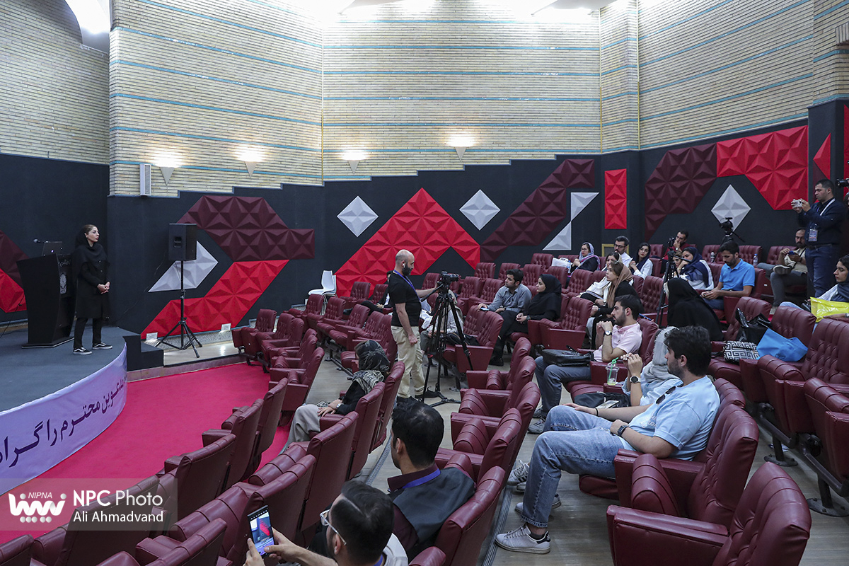 برگزاری کارگاه آموزشی وضعیت موجود پلاستیک های زیست تخریب پذیر در ایران و جهان 2