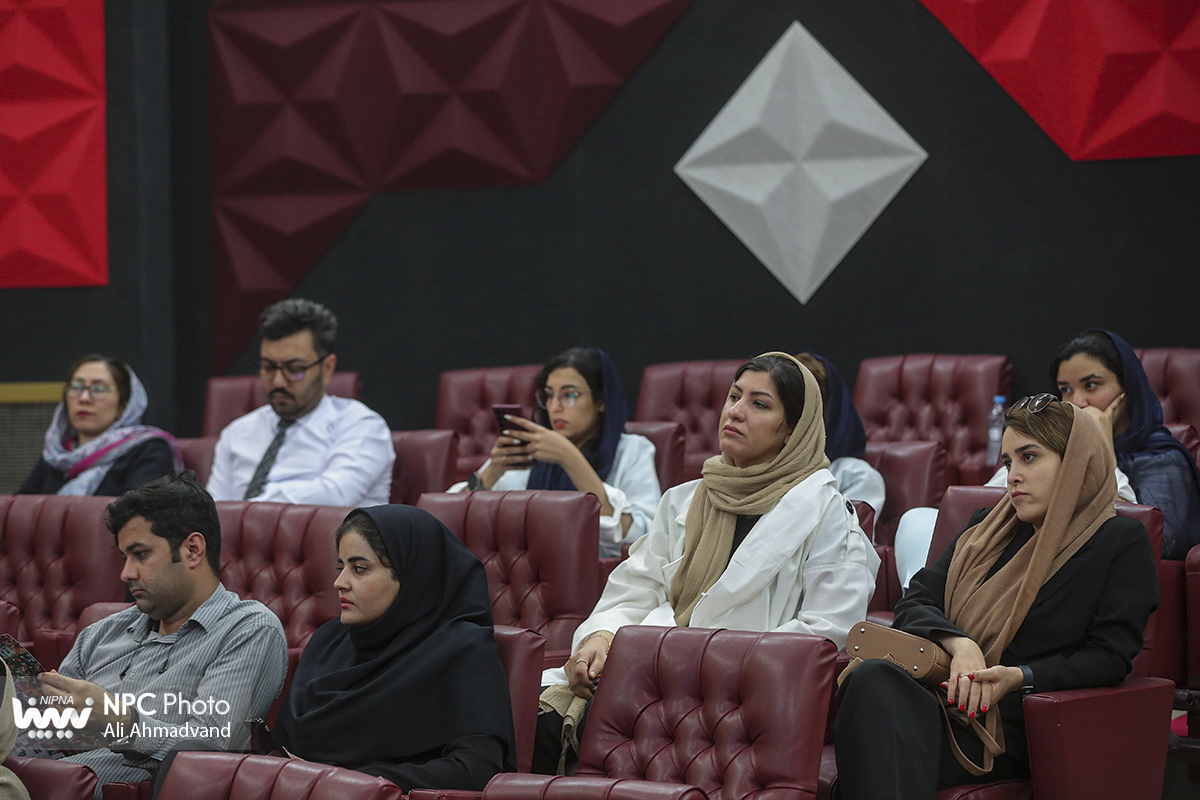 برگزاری کارگاه آموزشی وضعیت موجود پلاستیک های زیست تخریب پذیر در ایران و جهان 9