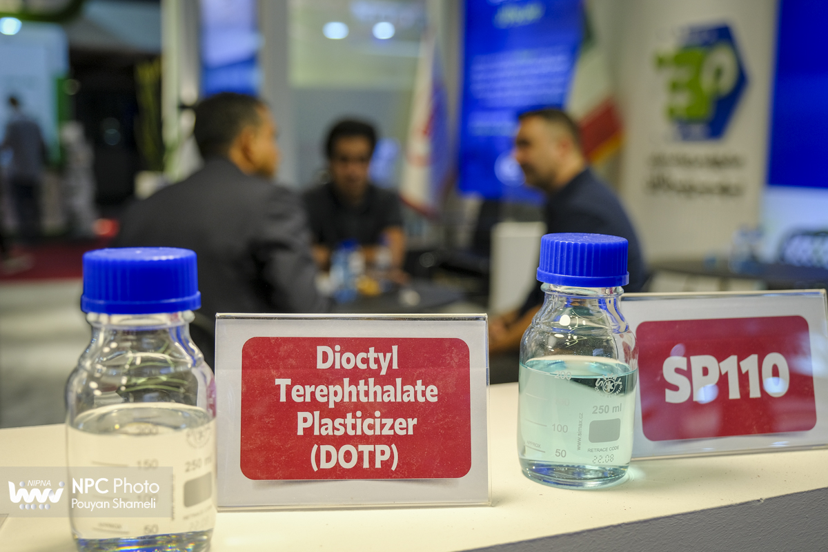 سالن خلیج فارس در روز  پایانی از هجدهمین نمایشگاه بین المللی ایران پلاست 8