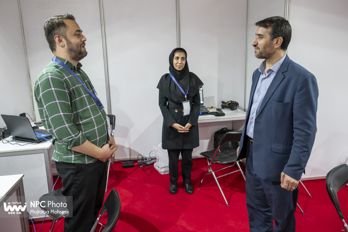 بازدید مدیرعامل شرکت ملی صنایع پتروشیمی از ستاد اجرایی در هجدهمین نمایشگاه ایران‌پلاست  6