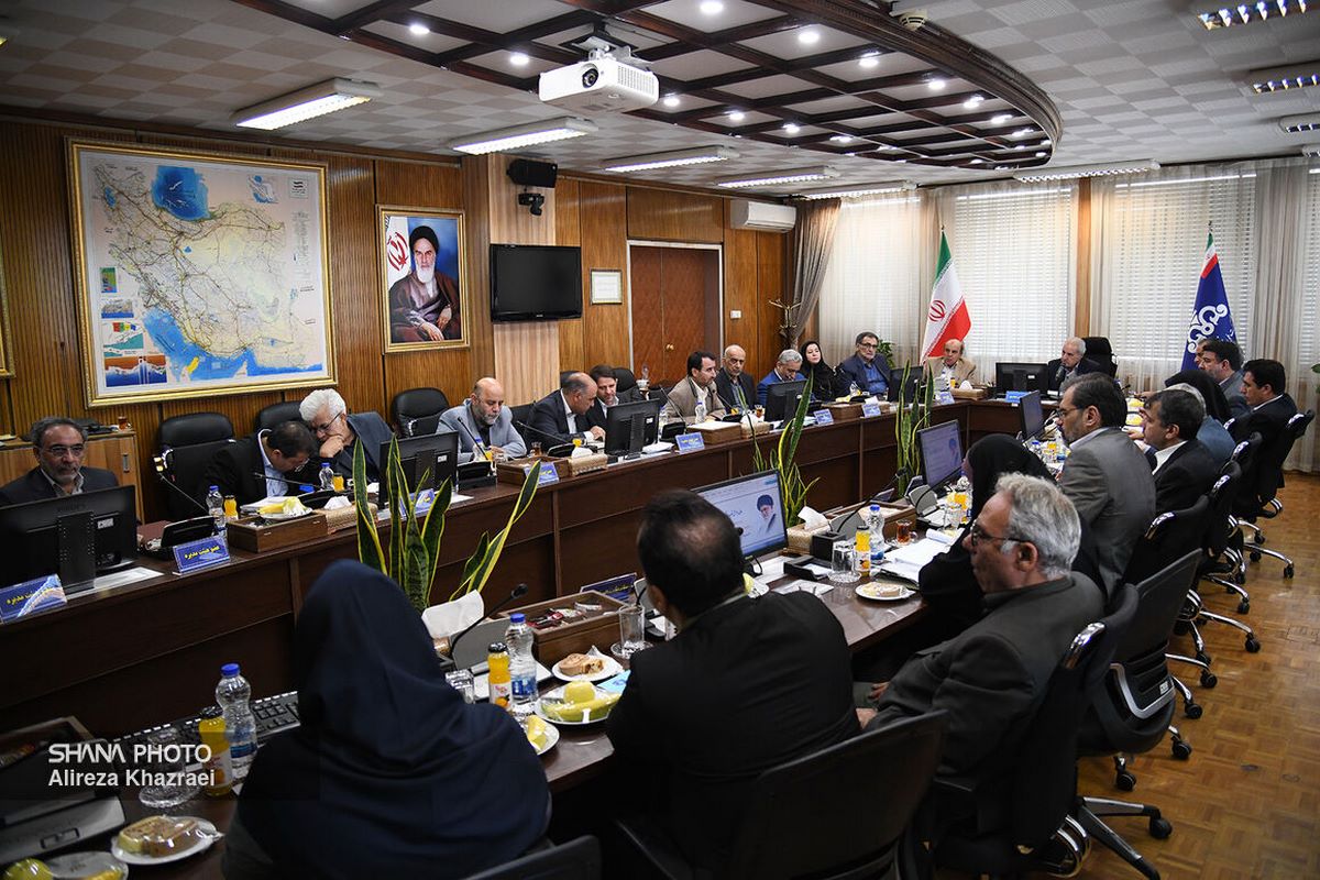 نشست مجمع عمومی شرکت ملی صنایع پتروشیمی 2