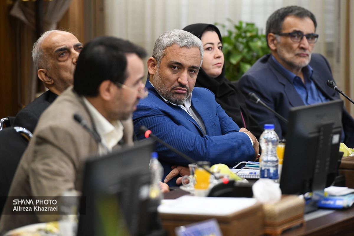 نشست مجمع عمومی شرکت ملی صنایع پتروشیمی 10