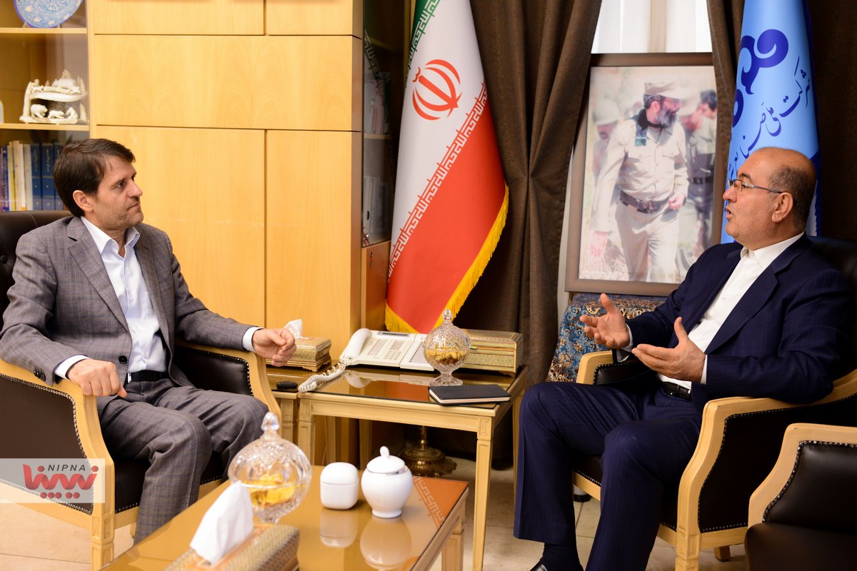 دیدار حسن عباس زاده، سرپرست شرکت ملی صنایع پتروشیمی با نماینده مردم کازرون