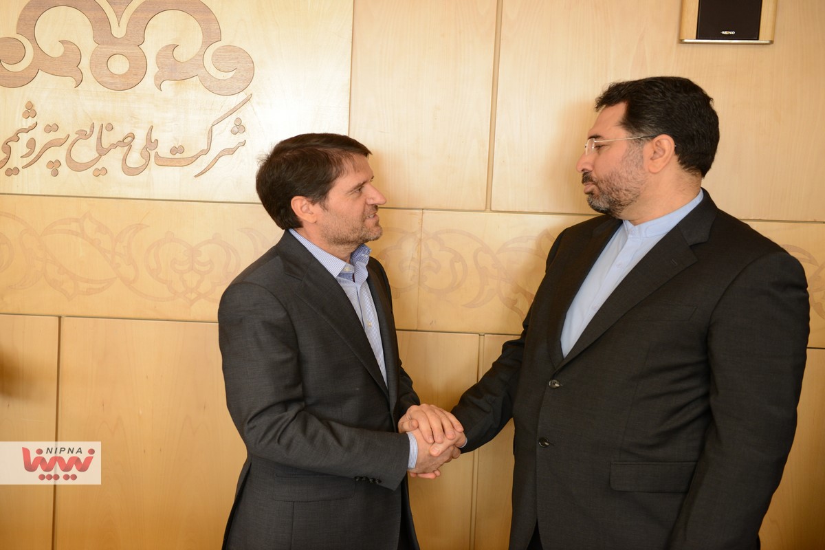 آیین تکریم و معارفه سرپرست روابط عمومی شرکت ملی صنایع پتروشیمی 4