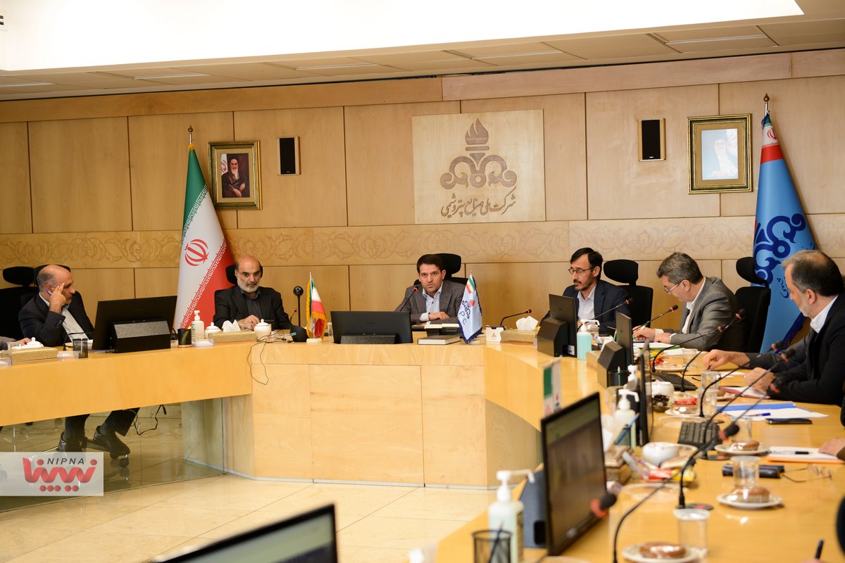 نشست هم اندیشی مدیران صنعت پتروشیمی 1